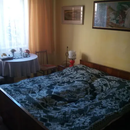 Premier 13 Homestay